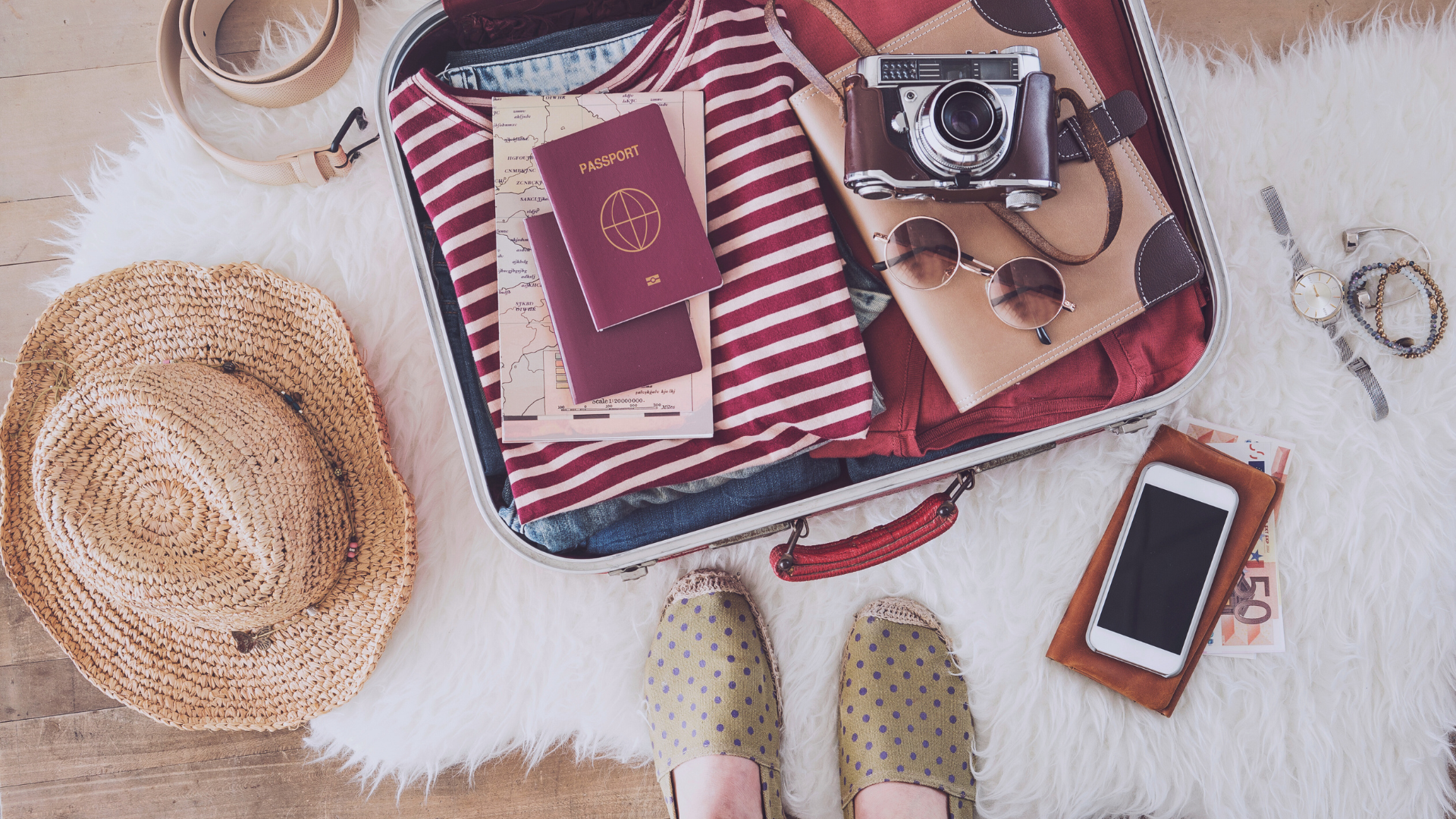 Exploring the World: 17 Essential Items for Your Suitcase