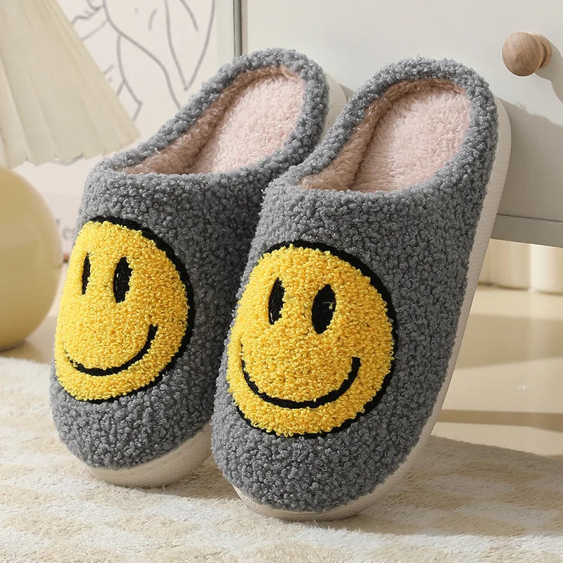 Pantuflas acogedoras y peludas de felpa