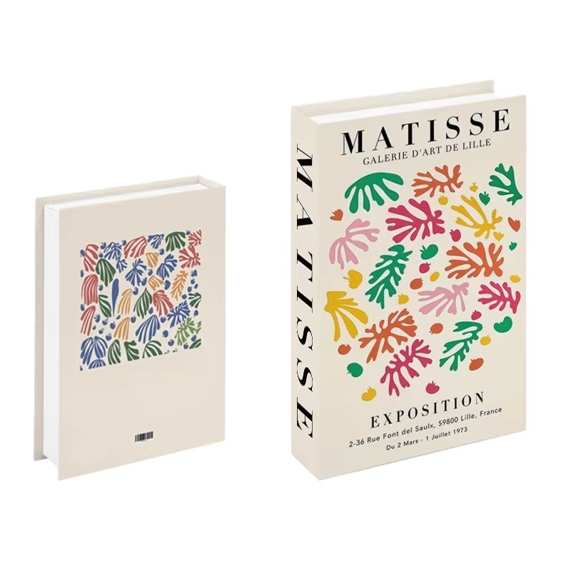 Libros de arte falsos decorativos para interiores contemporáneos